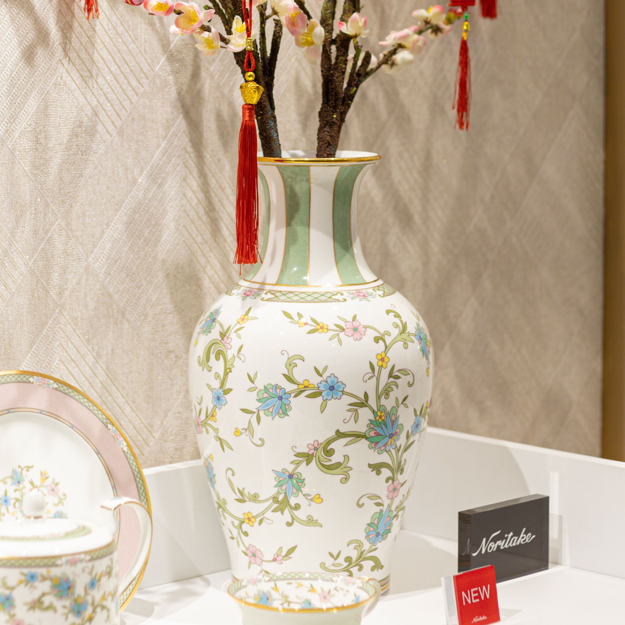  Bình hoa trang trí cao cấp 37cm sứ xương nhập khẩu Nhật Bản | Yoshino 9983J - T53828 