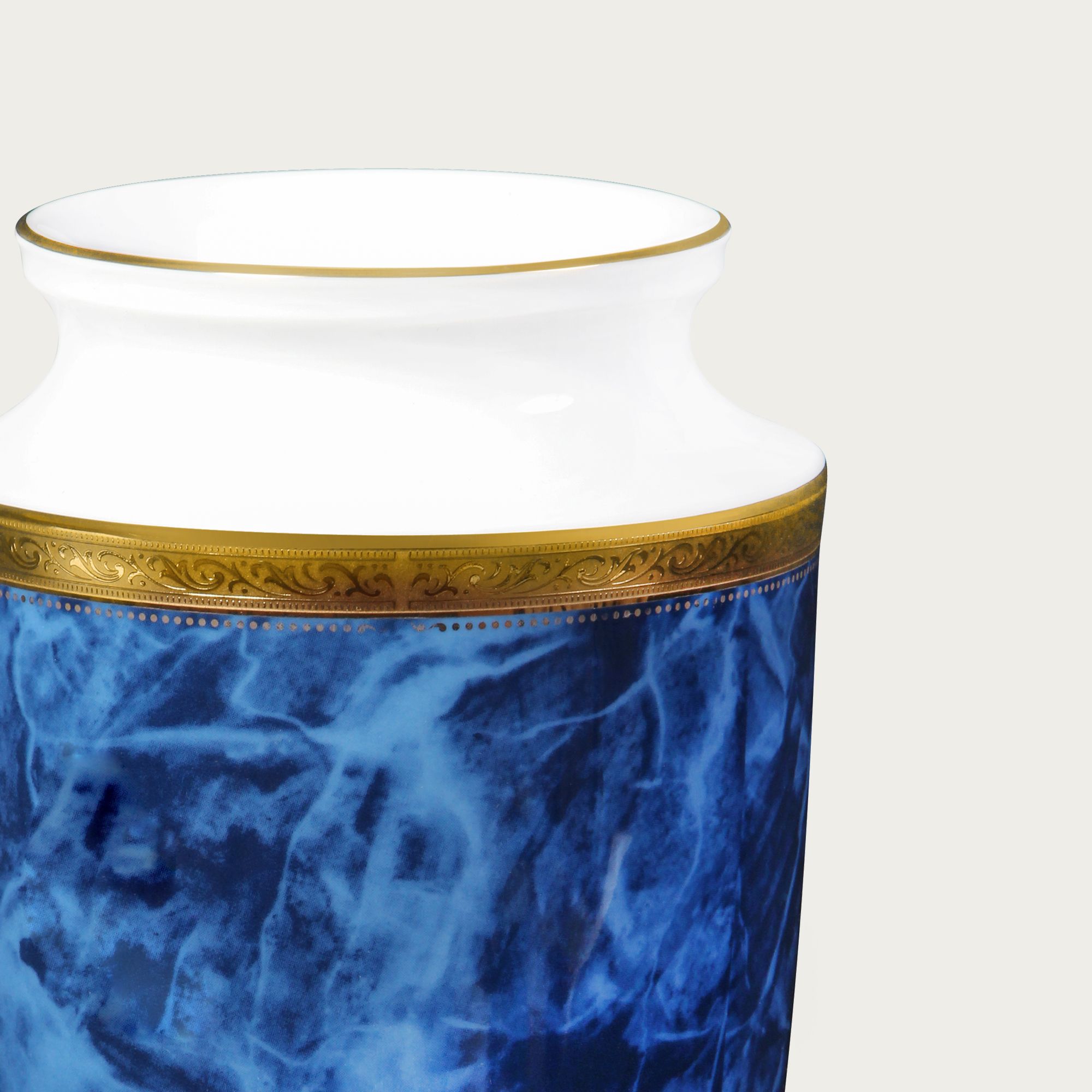  Bình hoa (lọ hoa) trang trí thân bầu cao 23cm (màu lam - sapphire) sứ trắng | Majestic Blue M-165L - T91875K 