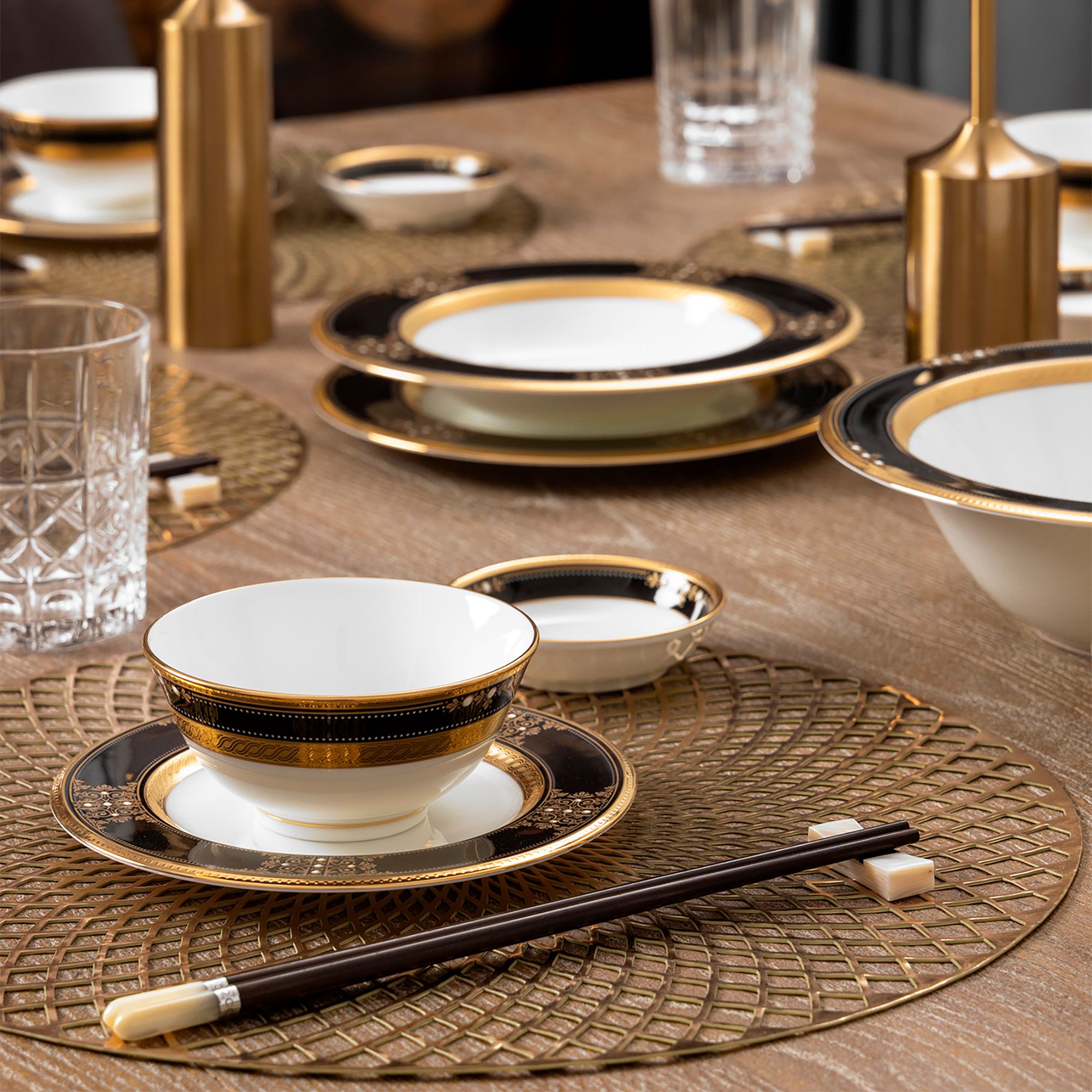  Đĩa tròn cỡ nhỏ đường kính 17,2cm lót bát (chén) cơm sứ xương Nhật Bản | Evening Majesty 4818J - 59512 