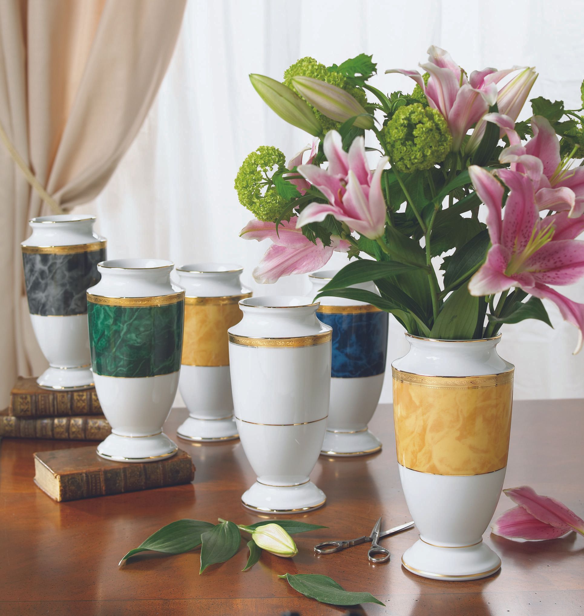  Bình hoa (lọ hoa) trang trí thân bầu cao 23cm (màu vàng - thạch anh) sứ trắng | Majestic Yellow M-168L - T91875K 