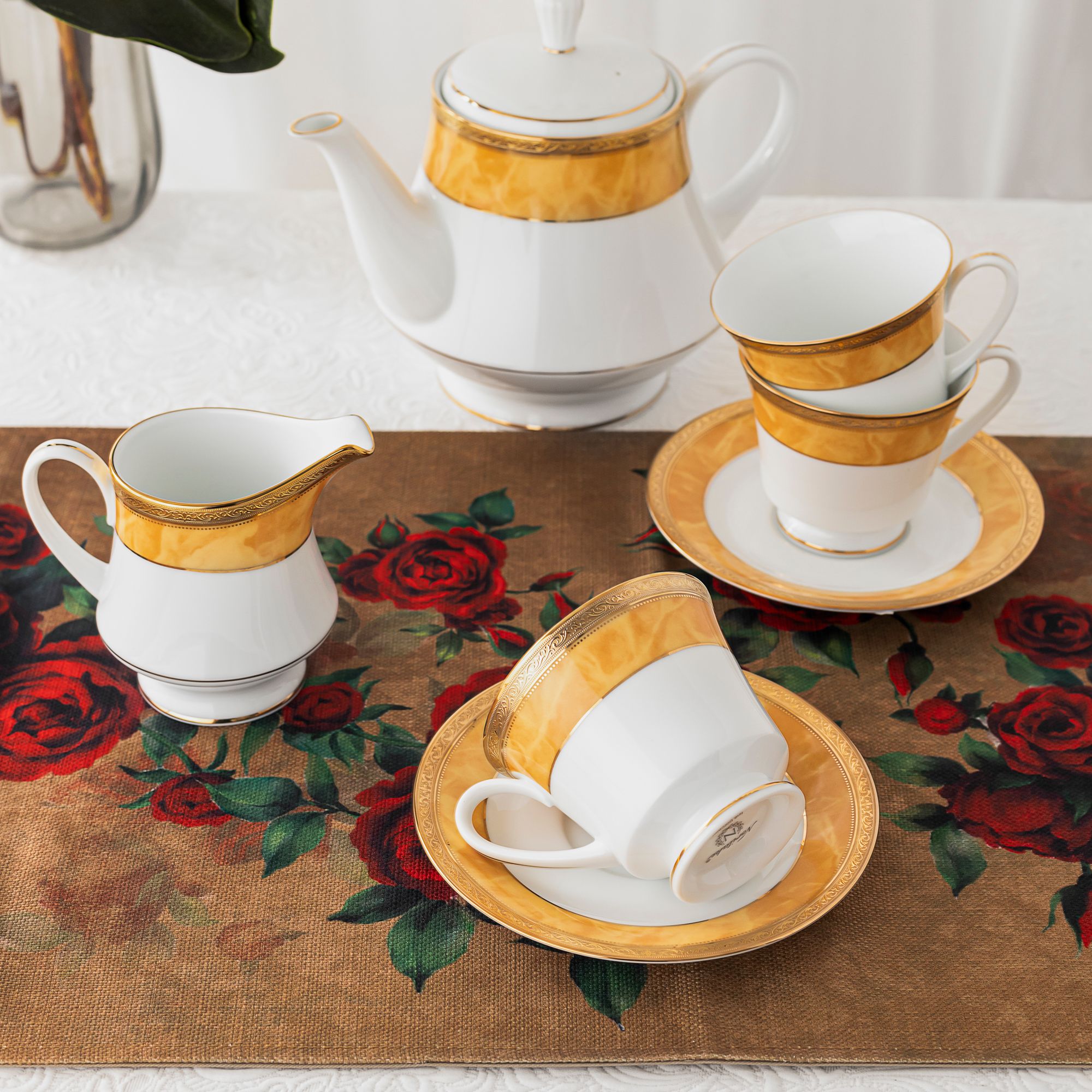  Bộ ấm chén uống trà (ấm 1.200ml, chén 230ml) (vàng - Thạch Anh) 15 món sứ trắng | Majestic Yellow M-168L - T017A 