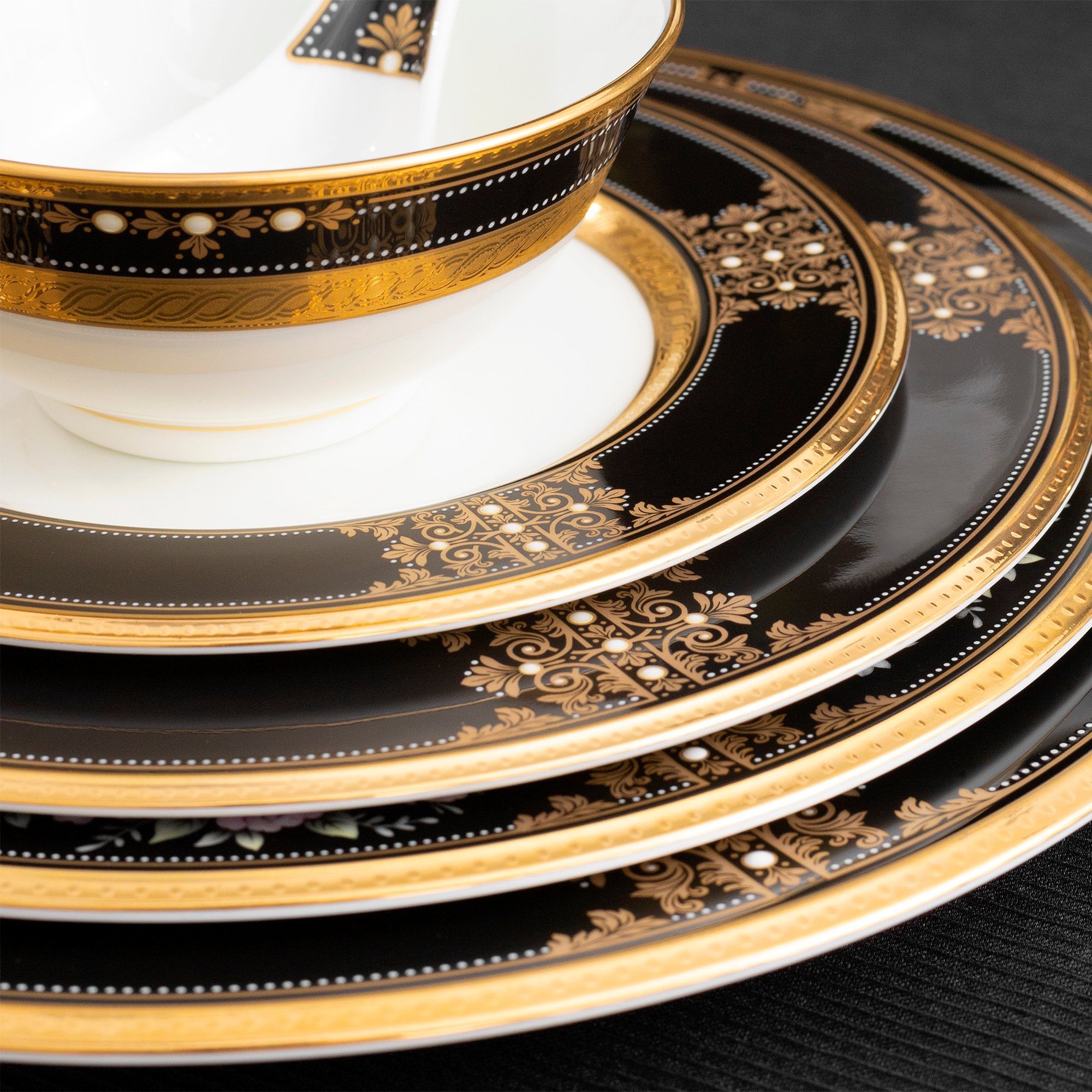  Đĩa tròn cỡ nhỏ đường kính 17,2cm lót bát (chén) cơm sứ xương Nhật Bản | Evening Majesty 4818J - 59512 