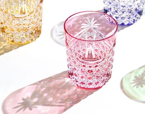  Ly pha lê rock glass họa tiết Edo Kiriko (Square Basket Weave) dung tích 240ml màu đỏ | Kagami T370 - 2835-CAU 