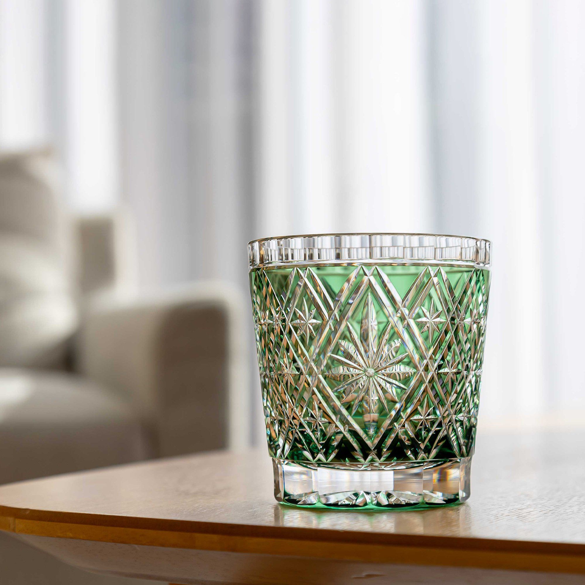  Ly pha lê rock glass Edo Kiriko "Hishibana" 320ml màu xanh lá được chế tác bởi nghệ nhân Hideaki Shinozaki | Kagami Crystal T787 - 3032-CGR 