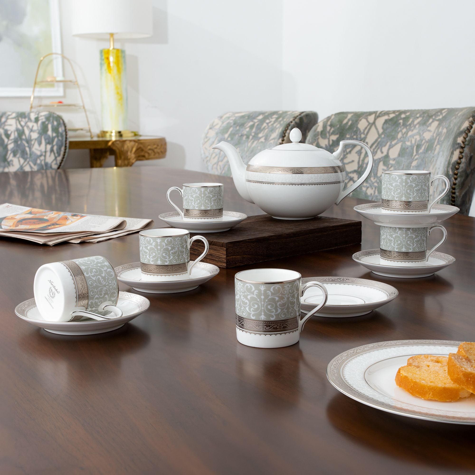  Bộ ấm chén uống trà (ấm 1.150ml, chén 90ml) 13 món sứ xương | Odessa Platinum 4875L - T014XR 