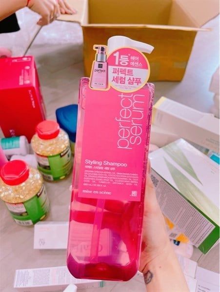 MISE EN SCENE_Dầu Gội Perfect Serum Styling Shampoo 680ml