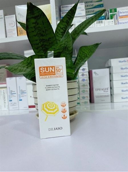 KCN DR.IASO SUN PROTECTIONl
