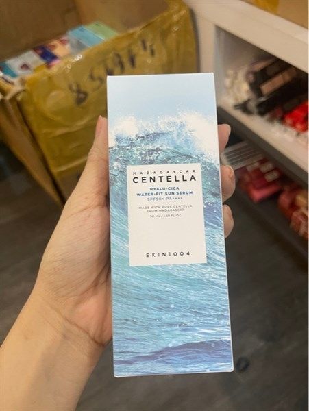 SKIN1004_Kem Chống Nắng Dưỡng Ẩm Cho Da Khô Hyalu-Cica Water-Fit 50ml
