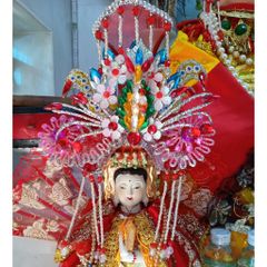 Combo áo choàng & mão bà - tượng cao 30cm (Ni 18cm) (Mã: CRP HNS)