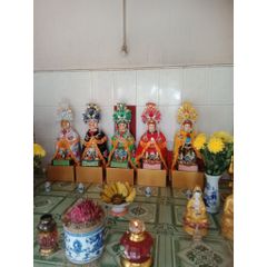 Mão 5 Bà Ngũ Hành (KHÔNG ÁO) - Mẫu Hột Đá Toàn Màu - Size tượng: 40cm (Ni 22cm) BTM