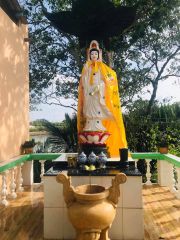 Áo choàng Quan Âm Bồ Tát vải phi bóng  Sen Nữ Women Dress Vàng Đỏ