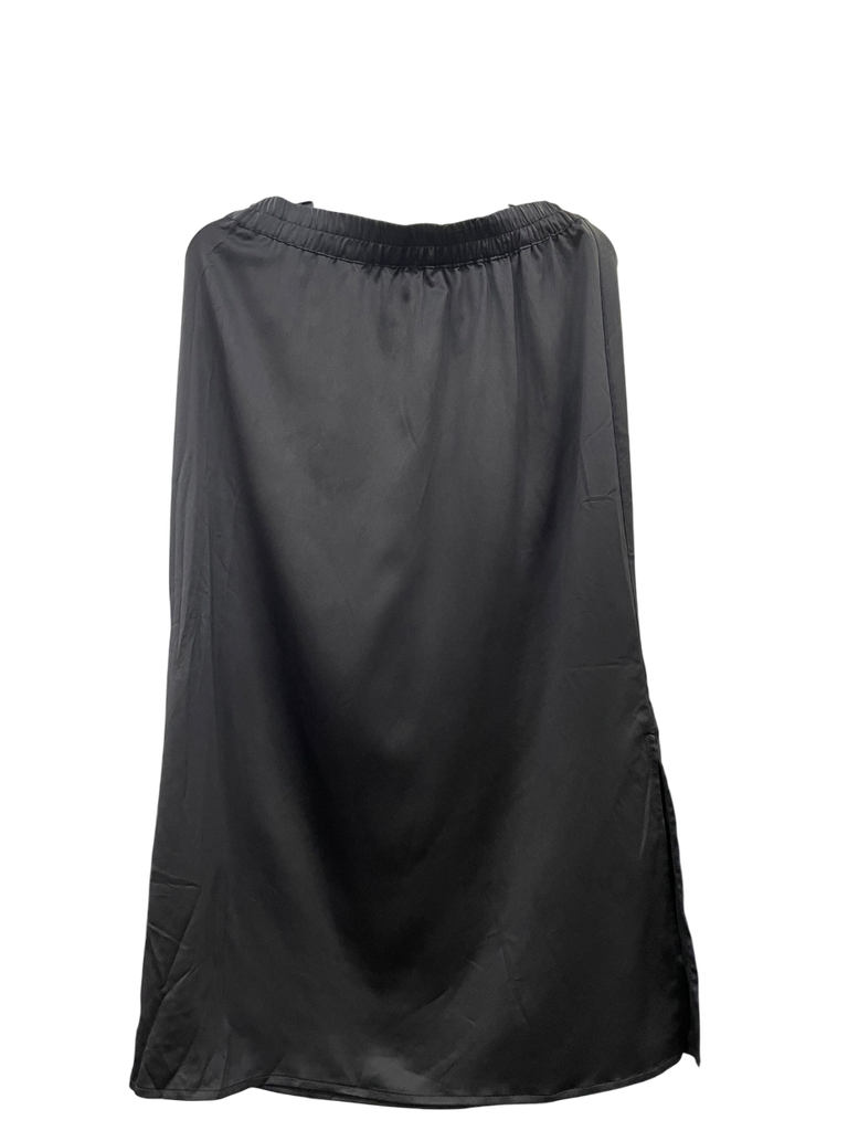 CHÂN VÁY LỤA GAP