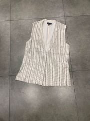 Khoác TOPSHOP sát nách