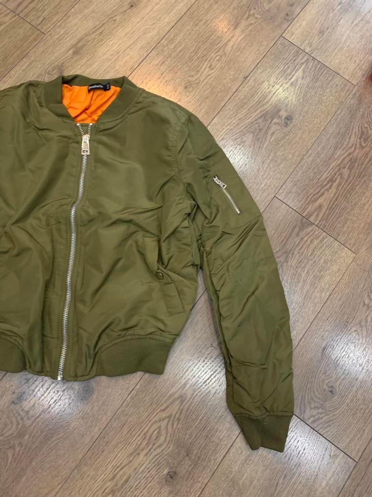 Khoác Stradivarius trần bông