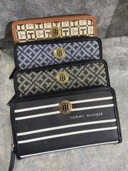 VÍ TOMMY NHIỀU MÀU