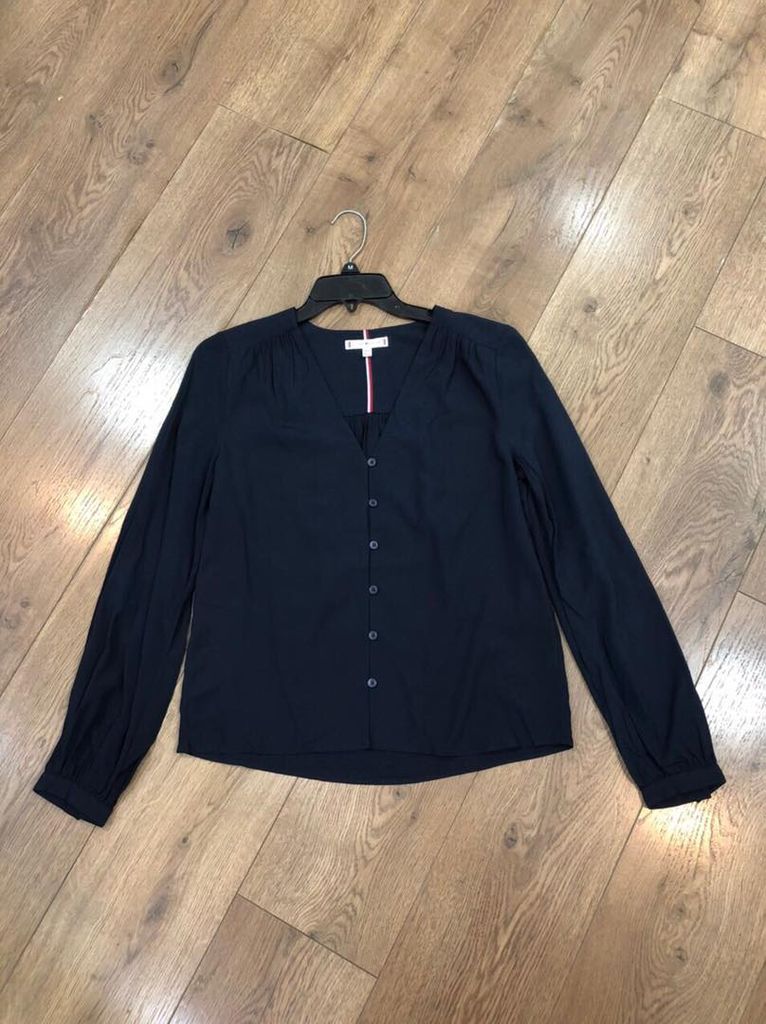 SƠ MI TOMMY CỔ V