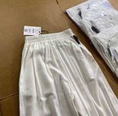 QUẦN LINEN BERSHKA BAGGY TRẮNG