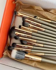 SET CỌ TRANG ĐIỂM HERMES