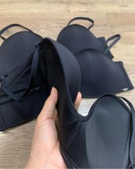 ÁO NGỰC ELIE CÚP MÀU ĐEN