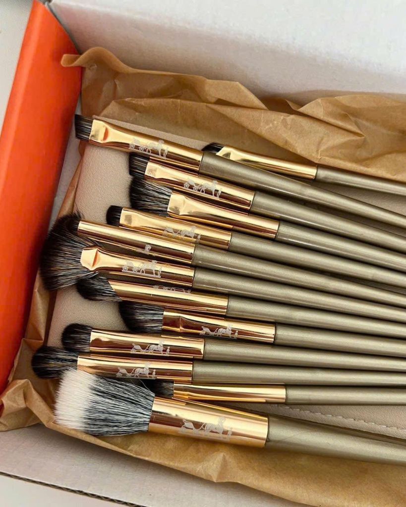 SET CỌ TRANG ĐIỂM HERMES