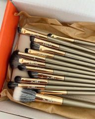 SET CỌ TRANG ĐIỂM HERMES