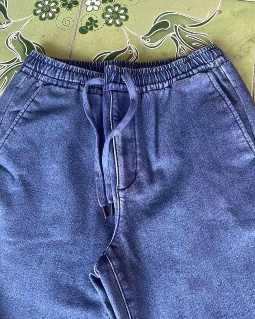 QUẦN JEANS GU LƯNG THUN CẮT MẠC