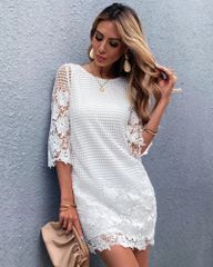 Đầm ren trắng cắt mạc