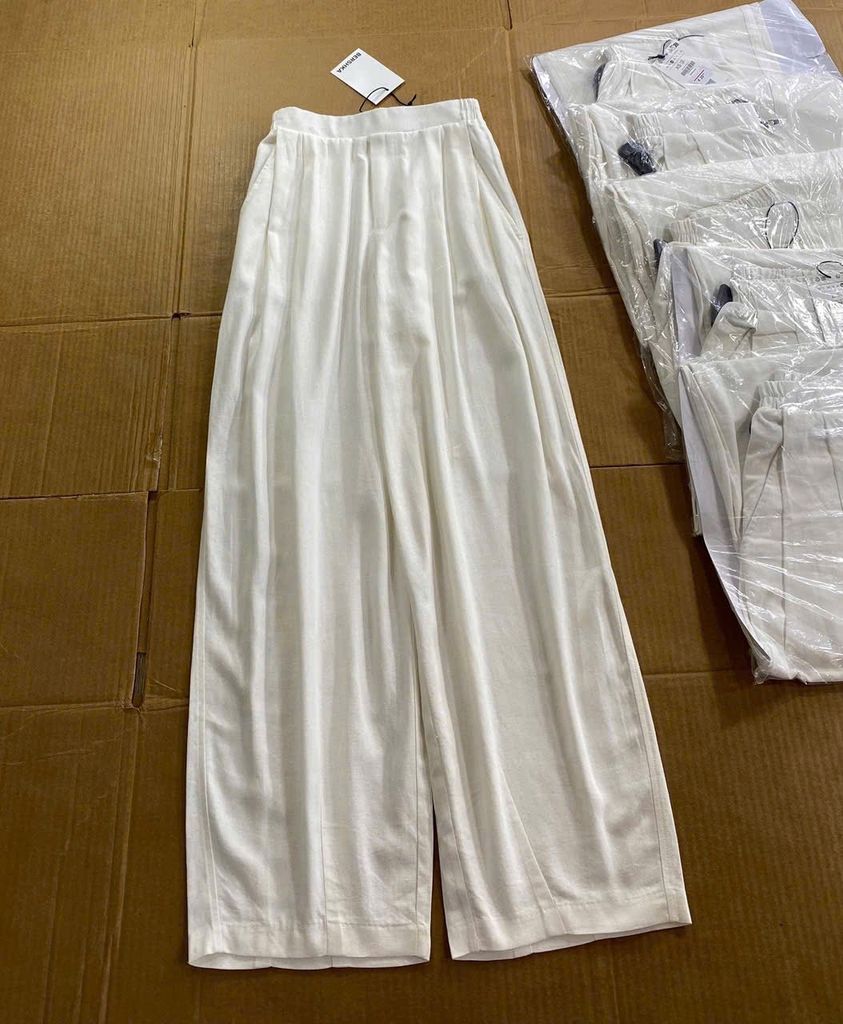 QUẦN LINEN BERSHKA BAGGY TRẮNG