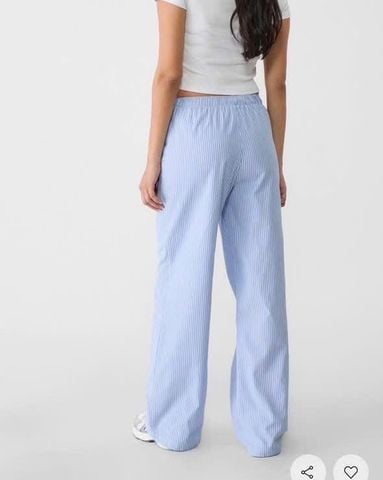QUẦN STRADIVARIUS SỌC XANH