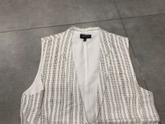 Khoác TOPSHOP sát nách