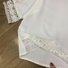 ÁO ZARA TRẮNG PHỐI REN HOA