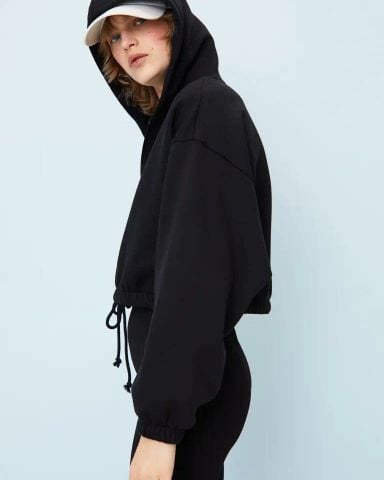 KHOÁC HM CROPTOP