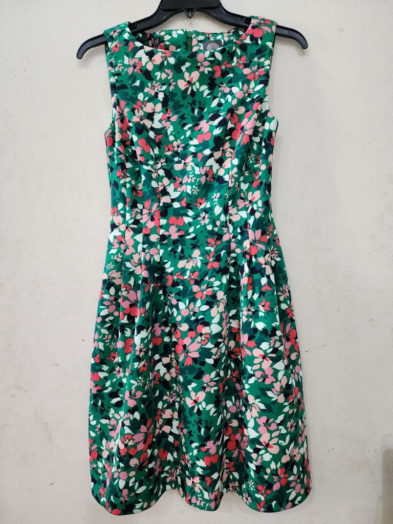 ĐẦM VINCE CAMUTO BÔNG SÁT NÁCH