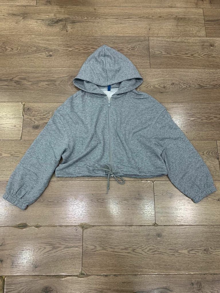 KHOÁC HM CROPTOP