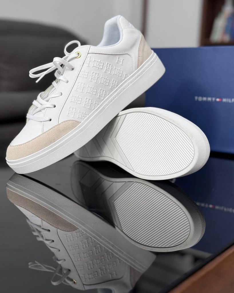 GIÀY TOMMY TRẮNG