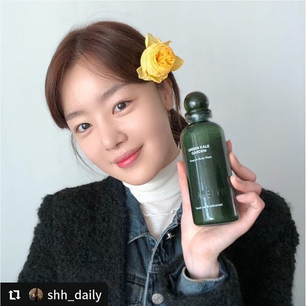  Sữa tắm tinh dầu Amber Lily - BLANBLVN - 200ml 