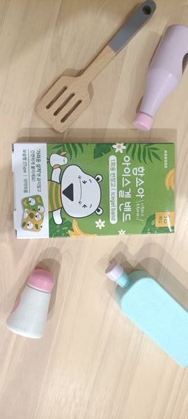  Sticker gel lạnh dán vết muỗi đốt Hamsoa Hàn Quốc cho bé - hộp 18 miếng 