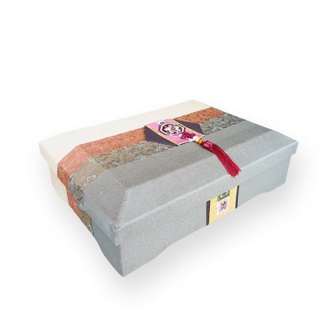  Hộp quà truyền thống Hàn Quốc ép giả gỗ - size M (39*27*10cm) 