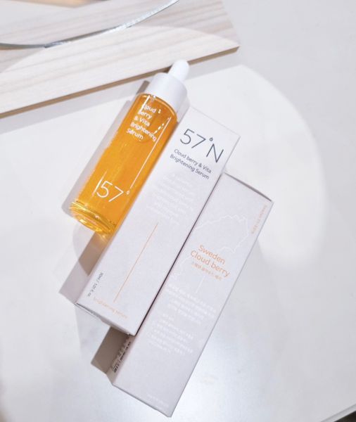  Serum tăng năng lượng cho da- Cloud Berry & Vita Brightening Serum 57*N - 30ml 