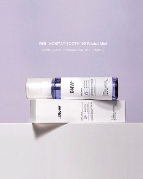  RNW - Xịt dưỡng - Der. Moistay Soothing Facial Mist (100ml) 