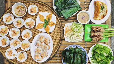 Top 20 món ăn đặc sản Huế nổi tiếng thơm ngon “ăn một lần là nhớ mãi”