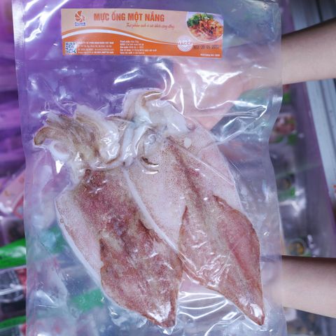Mực Ống Một Nắng