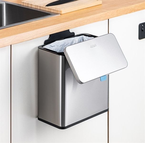 Thùng rác inox treo tủ có lõi bên trong có miếng dán