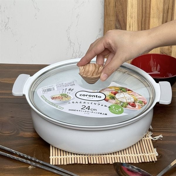 Nồi siêu nhẹ đúc tay Kakusee Nhật Bản