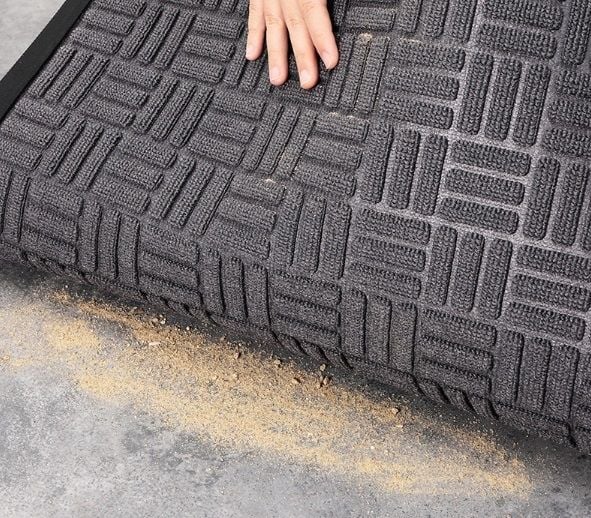 Thảm cọ giầy dép để cửa ra vào