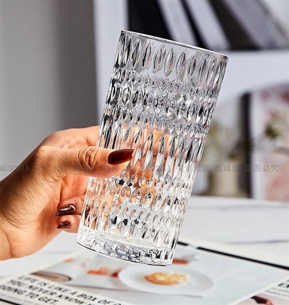 Ly thủy tinh phong cách giọt nước pha lê