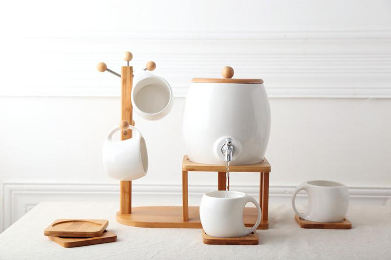 Bình nước sứ kèm 4 ly