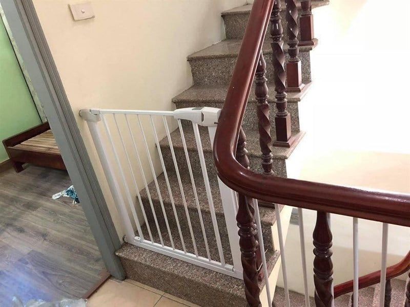 Chặn cửa và cầu thang 75-85 cm MẪU MỚI