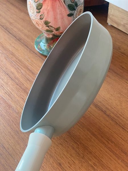 Chảo SUIT đường kính 24cm LocknLock