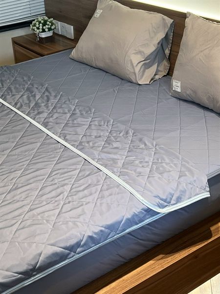 Chăn lạnh Ice-Cool Kaiyo Nhật bản 2m x 2.2m - MÀU XANH NAVY